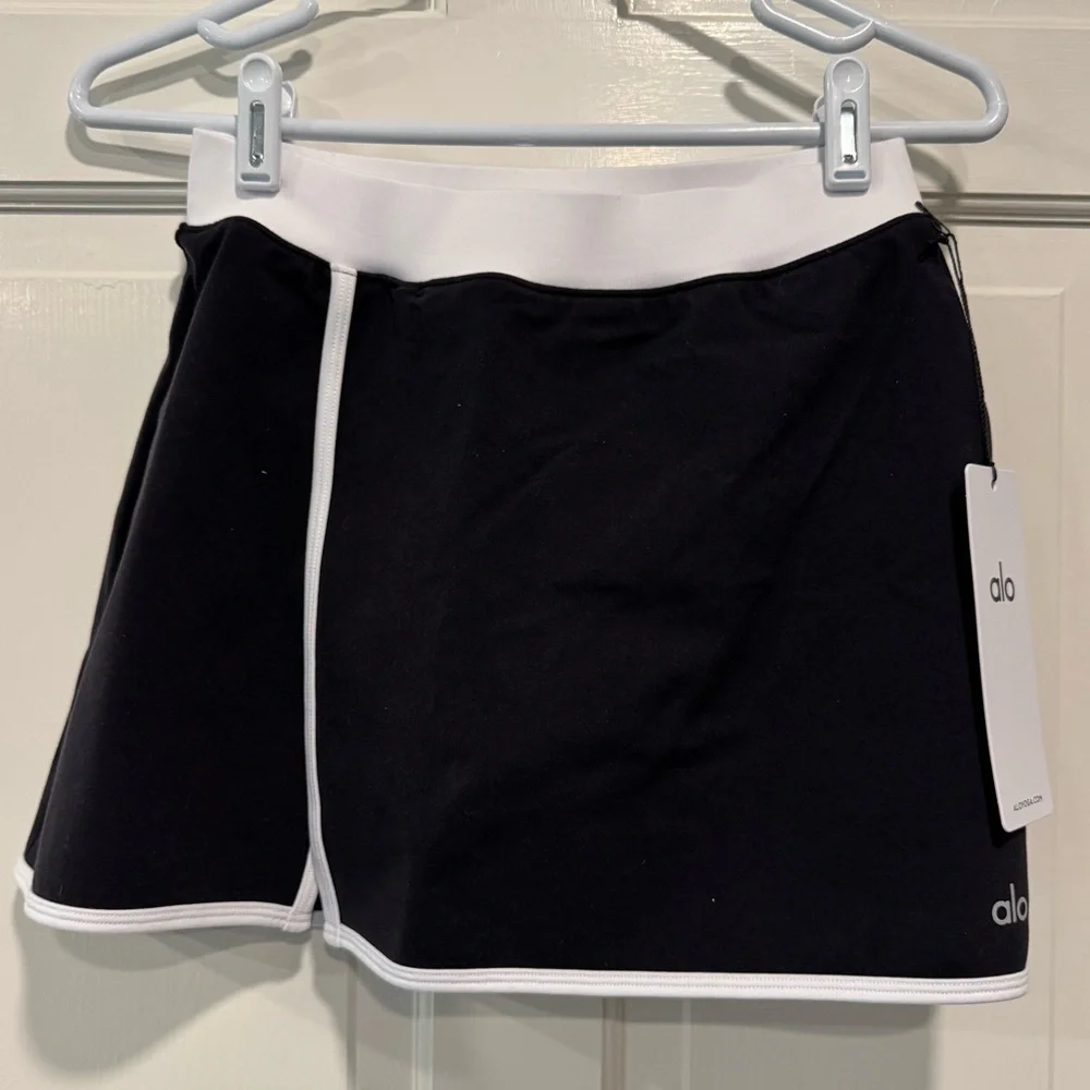 NWT Alo Airbrush Steamlined Skirt - Black/White - Size XS